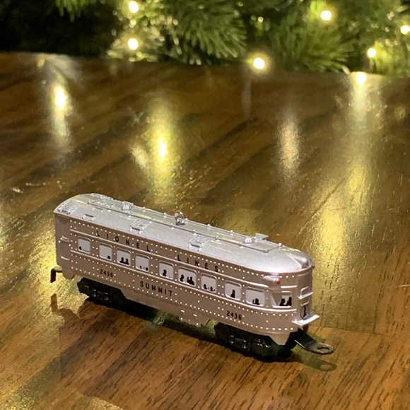 🎄 Hallmark Keepsake 2018 - Lionel 2436 Summit Observation Car BNIB - Picture 2 of 3
